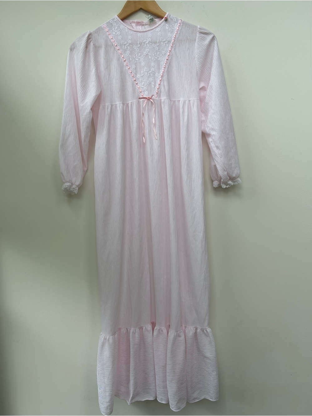 Girls 14 vintage I-C Mfg co pink silky nightgown pajamas mid-century americana